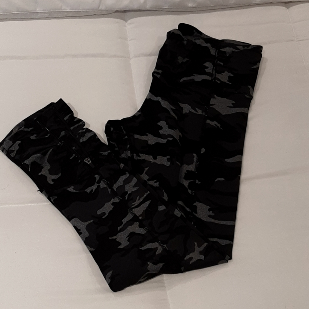 Army print leggjngs